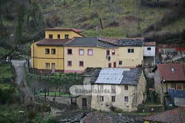 Santibañez de Murias