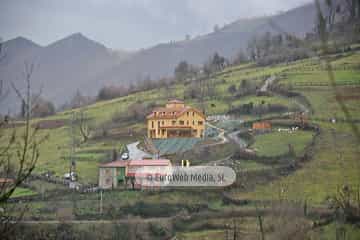 Santibañez de Murias