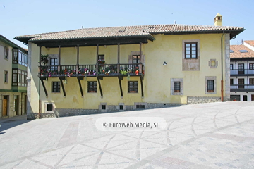Llanes. Villa de Llanes
