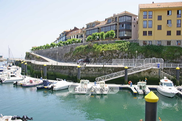 Llanes. Villa de Llanes
