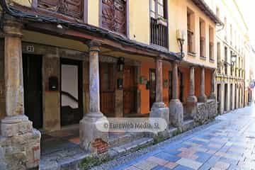 Conjunto de la calle Bances Candamo