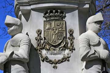 Escultura «Pedro Menéndez de Avilés» en Avilés
