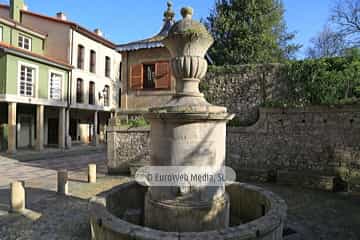 Fuente de Los Caños de Rivero