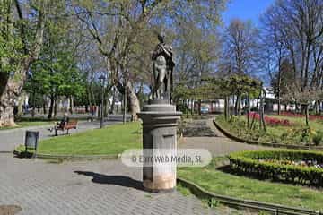 Conjunto escultórico del Parque del Muelle, en Avilés