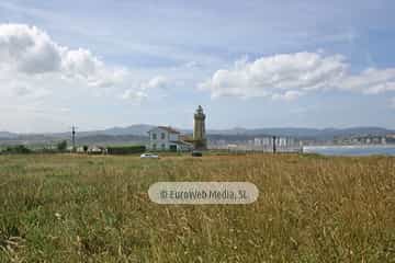 Faro de San Juan de Nieva