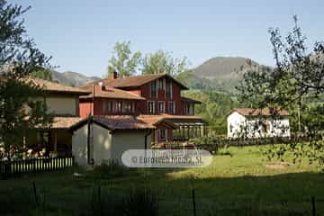 Exteriores. Hotel rural La Ercina