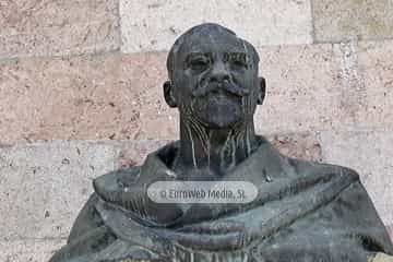 Escultura «Juan Vázquez de Mella y Fanjul»