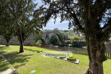 «Puente romano» sobre el río Sella en Cangas de Onís