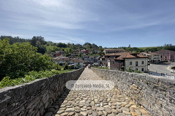 «Puente romano» sobre el río Sella en Cangas de Onís