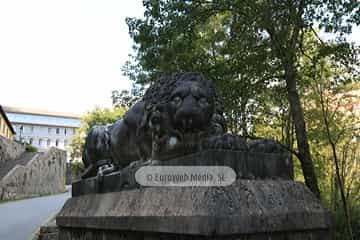 Escultura «Los Leones»