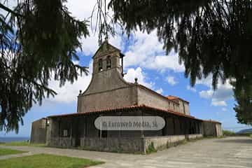 Iglesia de Santiago de Gobiendes