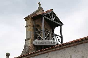 Iglesia de Santiago de Gobiendes