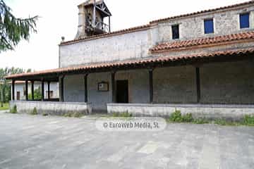 Iglesia de Santiago de Gobiendes