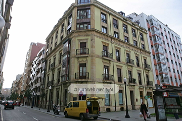 Edificio calle Capua, 4