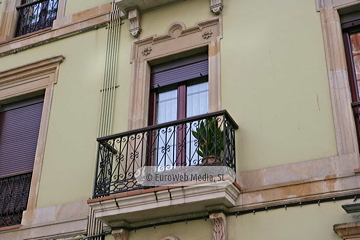 Edificio calle Capua, 4
