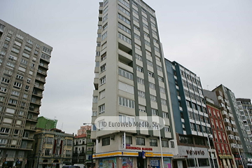 Edificio calle Instituto, 2