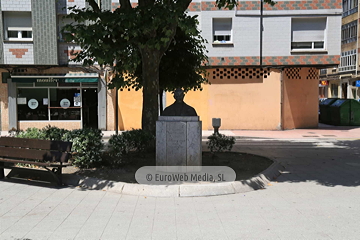 Escultura «Calixto de Rato y Roces»