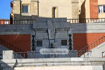 Escultura «Monumento a Claudio Alvargonzález Sánchez»