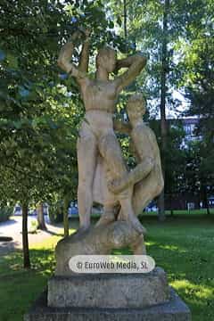 Escultura «Desnudos»