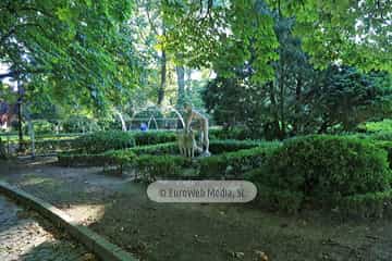 Escultura «Diana cazadora»