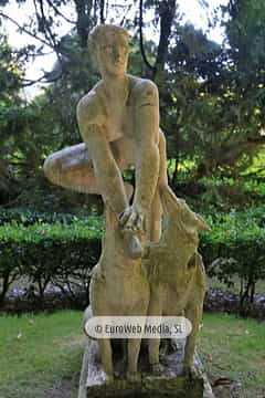 Escultura «Diana cazadora»
