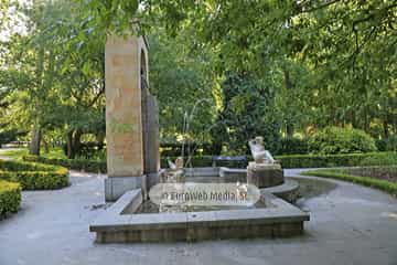 Escultura «Alexander Fleming» en Gijón