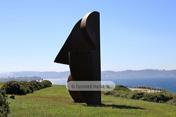 Escultura «Homenaje a Galileo Galilei XV»