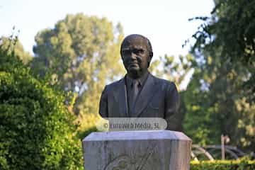 Escultura «Monumento a Manuel Rodríguez Lana, Marola»