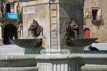 Escultura «Monumento al Rey Don Pelayo»