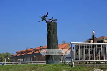 Escultura «Sentimientos» en Gijón