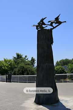 Escultura «Sentimientos» en Gijón
