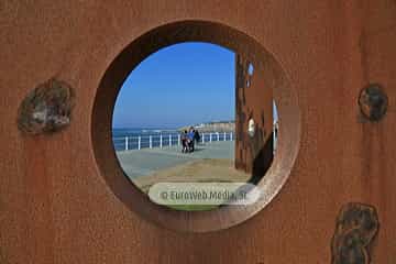 Escultura «Sombras de luz»
