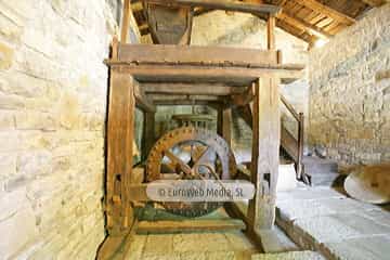 Muséu Etnográficu del Pueblu d'Asturies - Museo Etnográfico del Pueblo de Asturias