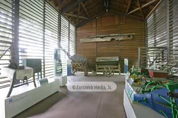 Muséu Etnográficu del Pueblu d'Asturies - Museo Etnográfico del Pueblo de Asturias