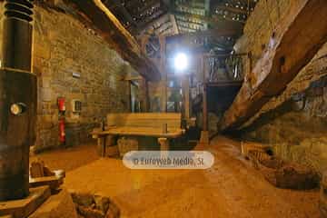 Muséu Etnográficu del Pueblu d'Asturies - Museo Etnográfico del Pueblo de Asturias