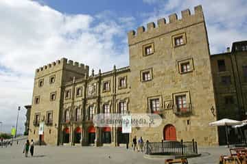 Palacio de Revillagigedo o del Marqués de San Esteban del Mar