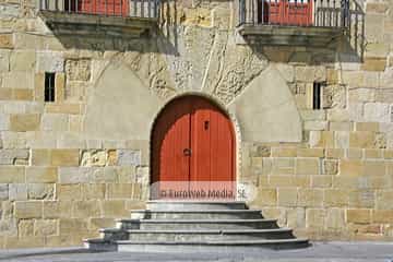 Palacio de Revillagigedo o del Marqués de San Esteban del Mar