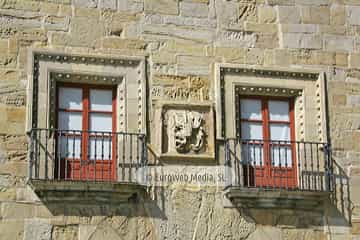 Palacio de Revillagigedo o del Marqués de San Esteban del Mar