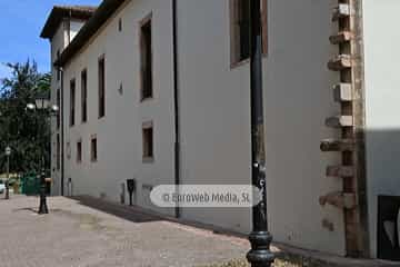 Palacio Miranda-Valdecarzana en la villa de Grado