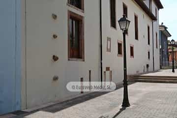 Palacio Miranda-Valdecarzana en la villa de Grado