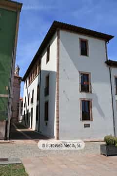 Palacio Miranda-Valdecarzana en la villa de Grado