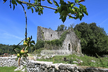 Torre de Tronquedo / Torre de Andrín. Torre de Tronquedo - Torre de Andrín