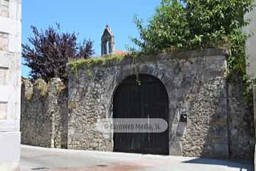 Palacio y capilla de los Posada