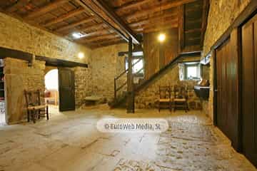 Palacio de Arriba o de los Bernardo de Miranda en Cenera
