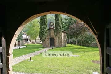 Palacio de Arriba o de los Bernardo de Miranda en Cenera