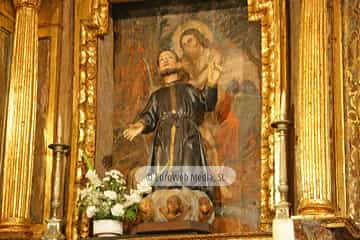 Iglesia de San Pedro de Loredo