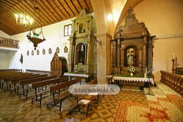 Iglesia de San Pedro de Loredo