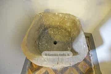 Iglesia de San Pedro de Loredo