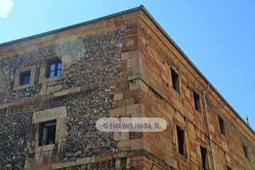 Antigua sede del Archivo Histórico de Asturias