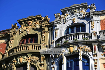 Calle Marqués de Santa Cruz